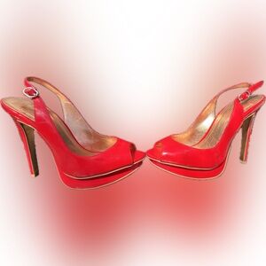 BCBG high heels. In very good condition.